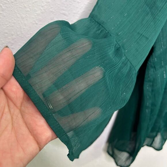 Torrid Green Semi Sheer Fairy Green Bell Sleeve V Neck Tassel Shimmer Top Sz 5X - Picture 6 of 15